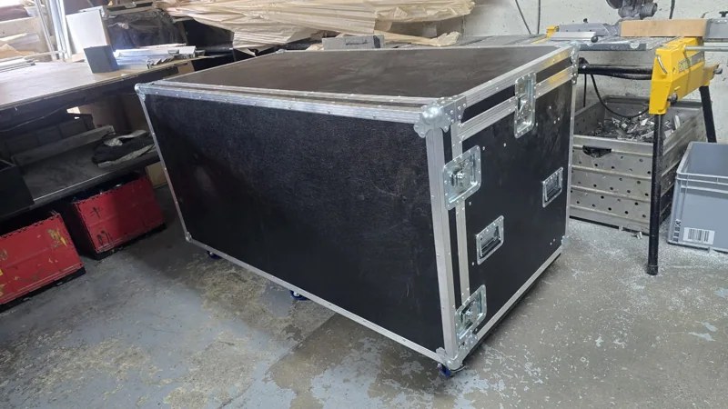 Tiefe Transportcases
