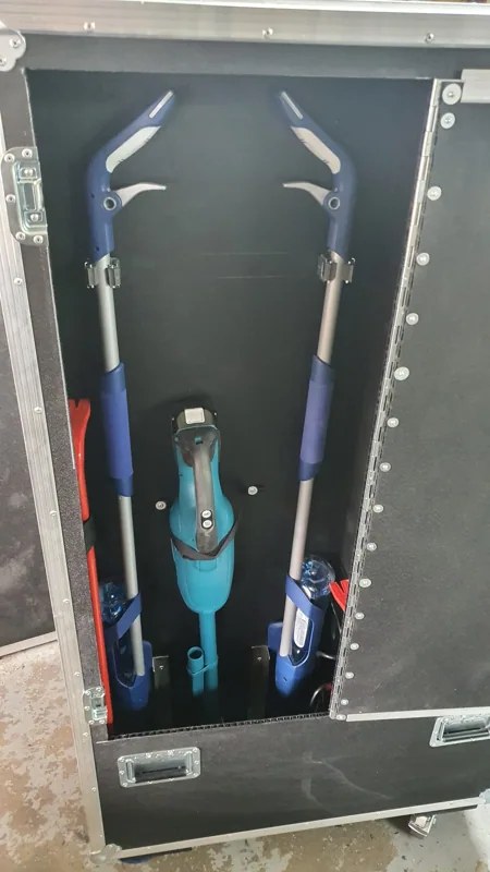 Reinigungsgeräte im Case