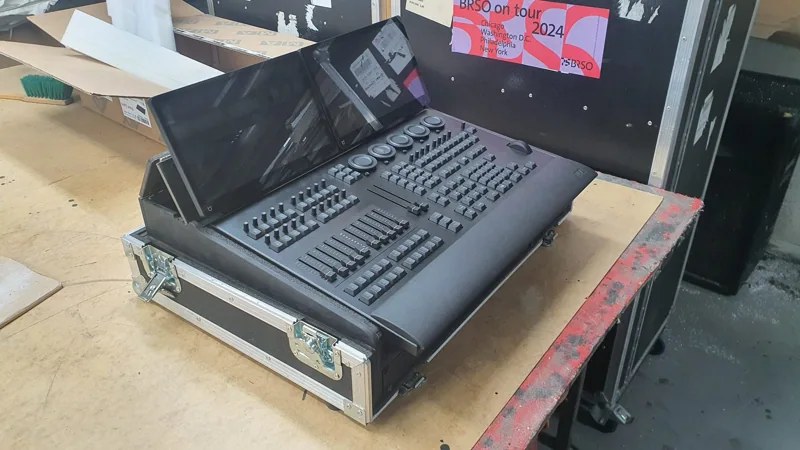 Lichtpult im flachen Case