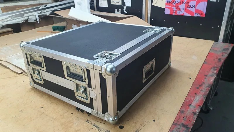Lichtpult im flachen Case